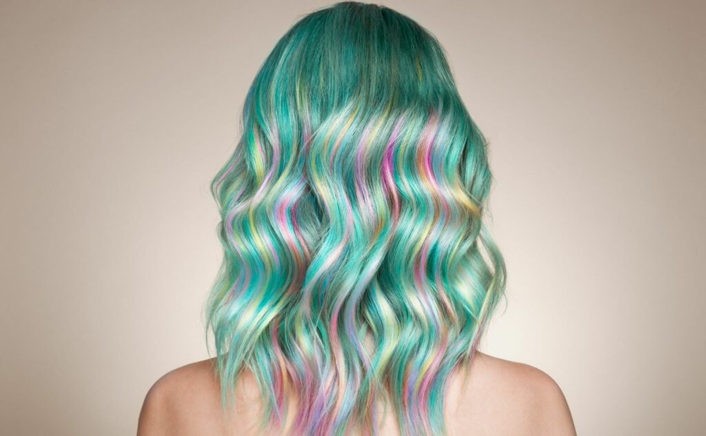model-girl-with-colourful-dyed-hair